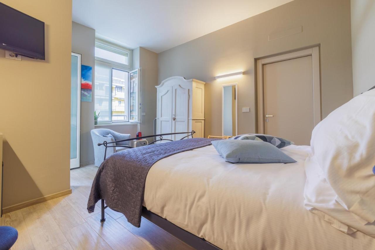 Interno 6 Guest House Кунео Экстерьер фото