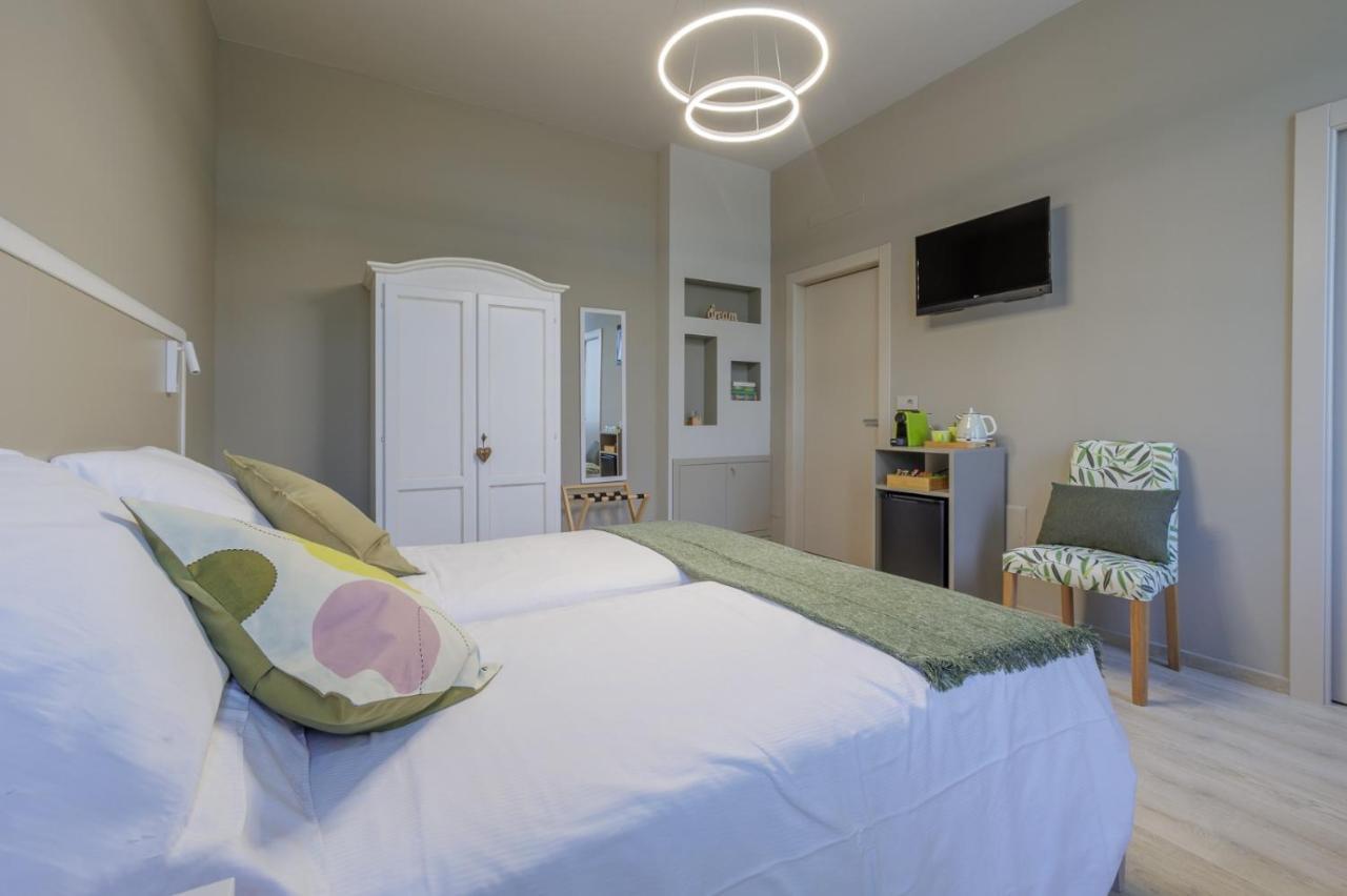 Interno 6 Guest House Кунео Экстерьер фото